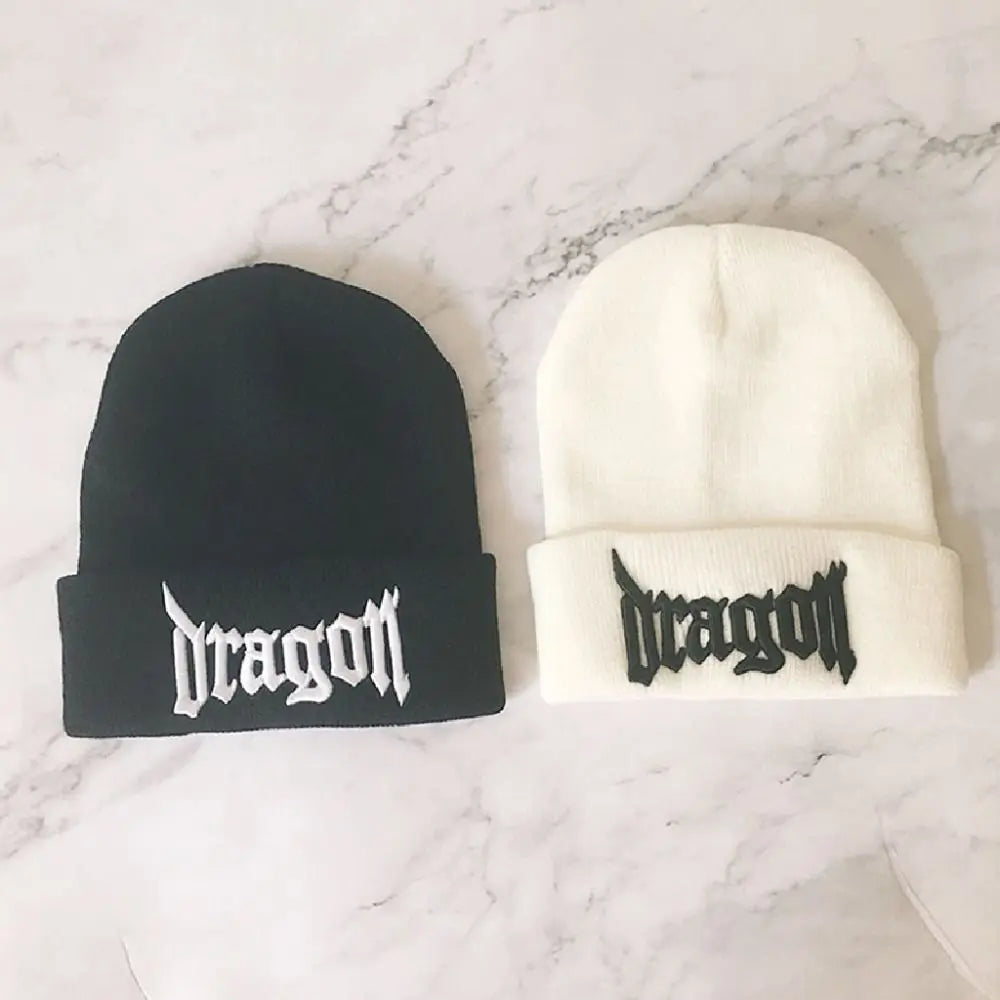 men-women-streetwear-gothic-logo-knit-hat