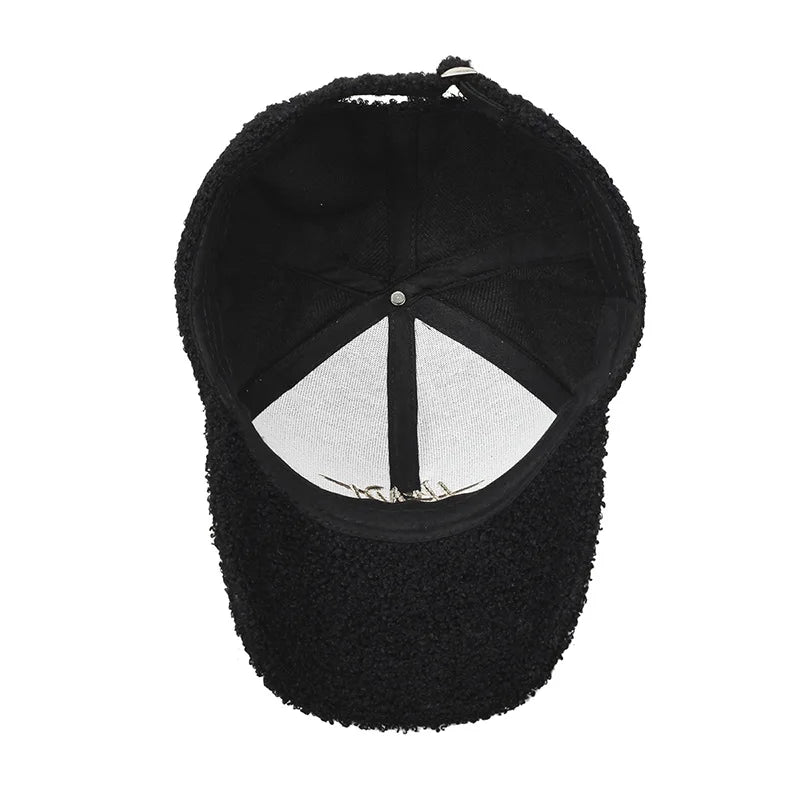 men-women-vintage-retro-cozy-warm-hat