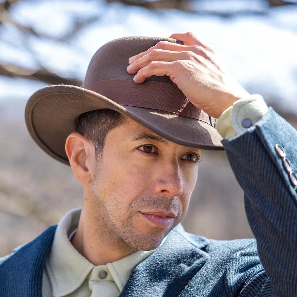 men-women-winter-vintage-retro-western-headwear