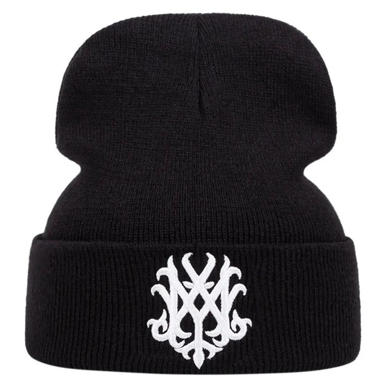 men-women-vintage-retro-crest-emblem-warm-hat