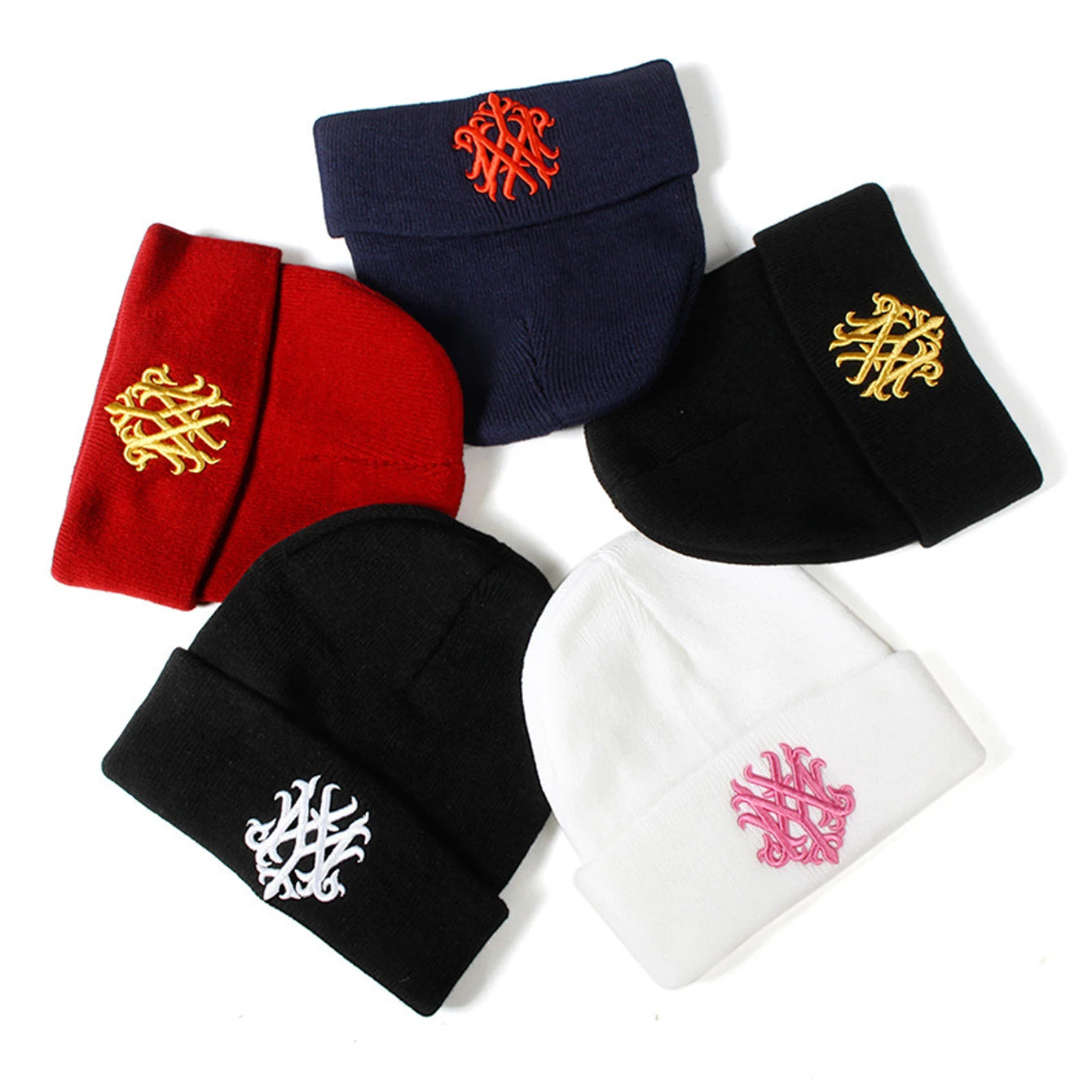 men-women-vintage-retro-crest-emblem-warm-hat