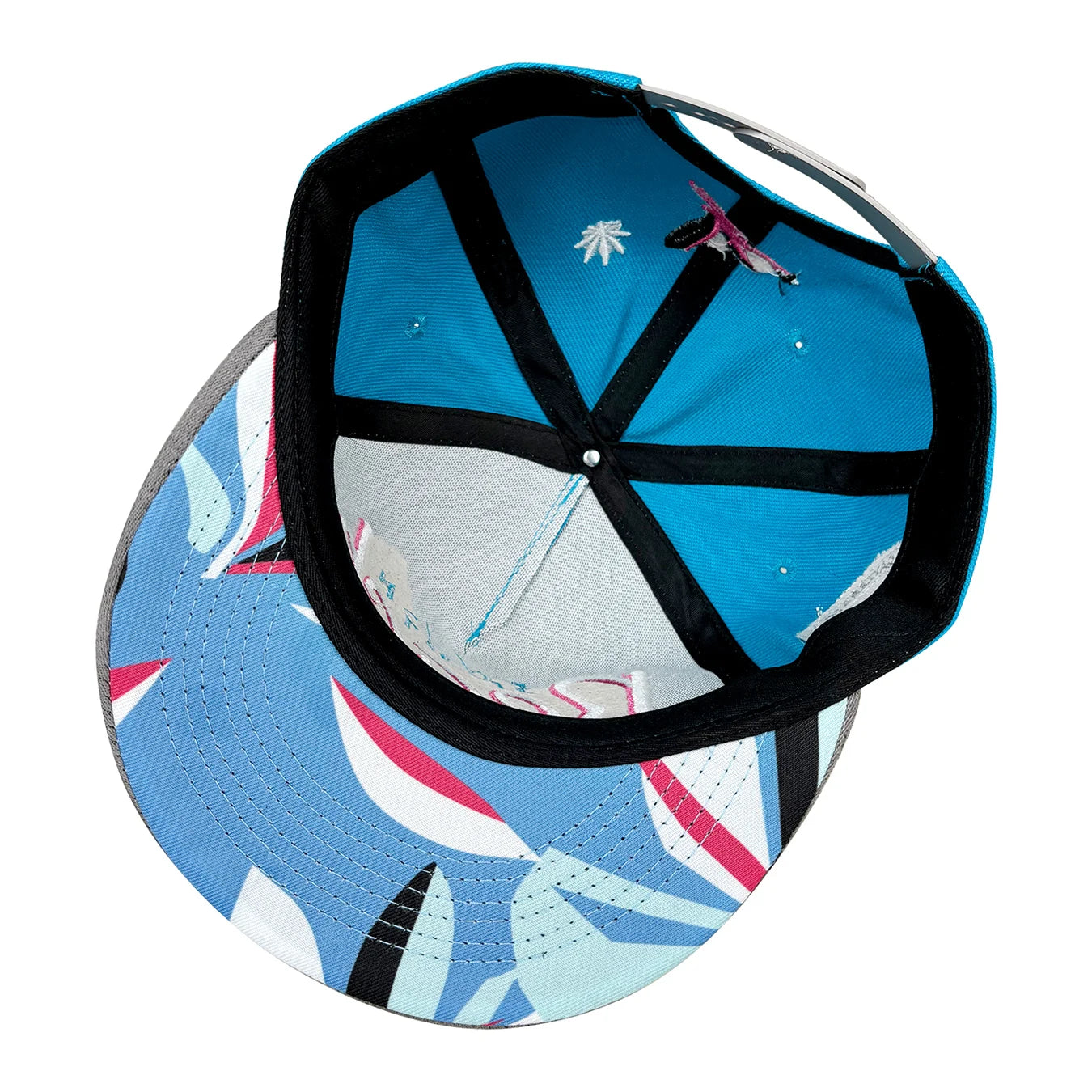 men-women-vintage-retro-coastal-streetwear-baseball-hat